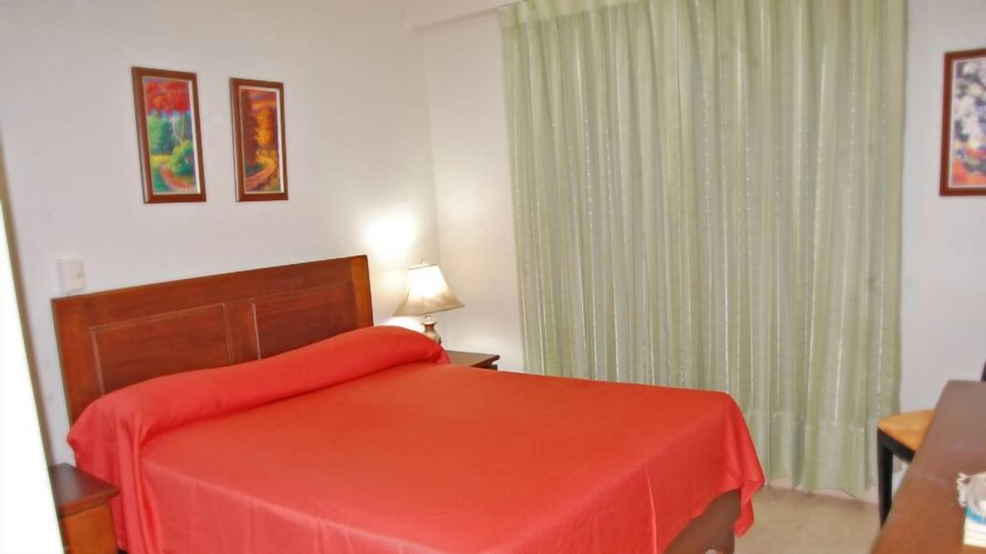 Hotel Century Plaza سانتياغو دي لوس كاباليروس المظهر الخارجي الصورة